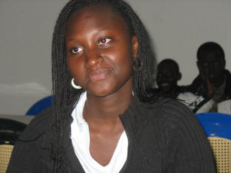 Codou!!Tr&eacute; cool et tr&eacute; sympa!! Mignone la ptite han!!?...ATTENTION!!Vs comprendr&eacute; +tar!!Lach t comms!!!