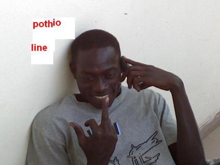 Pethio !! Affaire de bad boy !!Real thug ce gars la !!! Tr&eacute; tr&eacute; tr&eacute; cool par contr !!