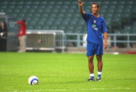 EL  MAESTRO RONY (djinn&eacute; du ballon au pied )